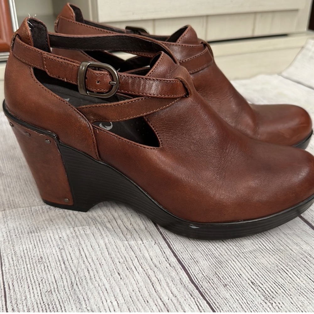 Dansko Franka brandy strap wedge shoes size 38 EU